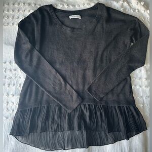 Abercrombie & Fitch Black Pleated Hem Blouse